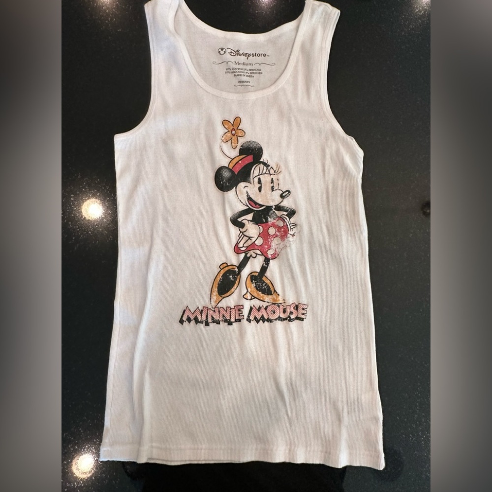 Women’s vintage Disney tank top. Size medium